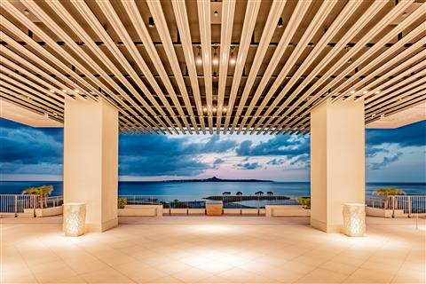 オリオンホテルモトブリゾート＆スパ　メインエントランス